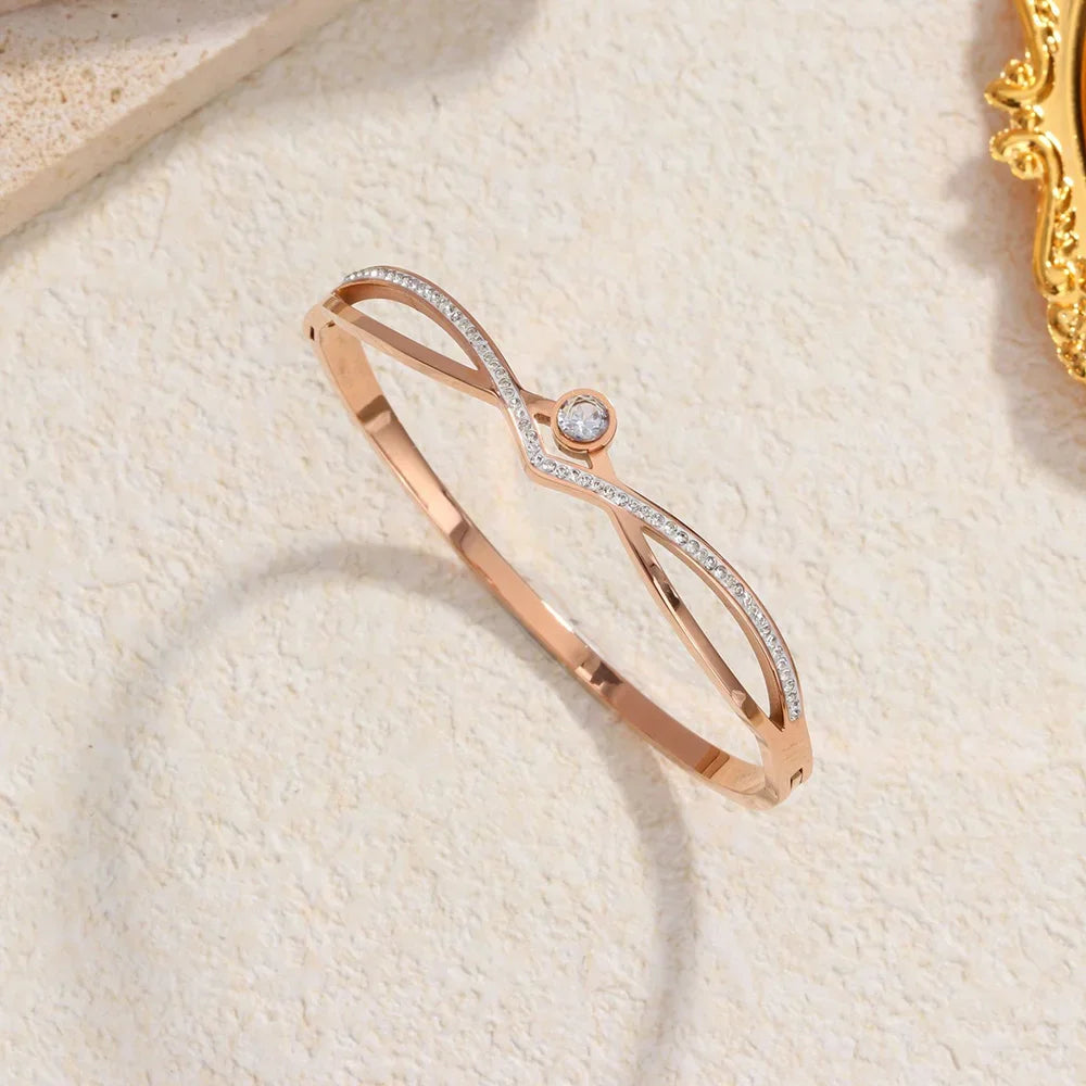 Vintage Rhinestone Cross Shape Bangles Zircon Bracelets for Women Gold Color Geometric Crystal Bangles Jewelry