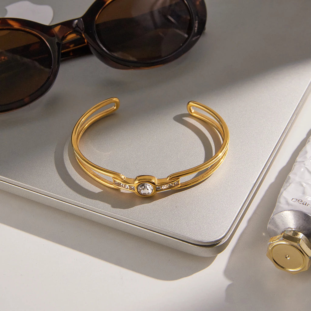 Uworld Delicate Bling Hollow Bracelet With White Rhinestones Layered Jewelry For Women PVD Gold Plated Stainless Steel Bracelets